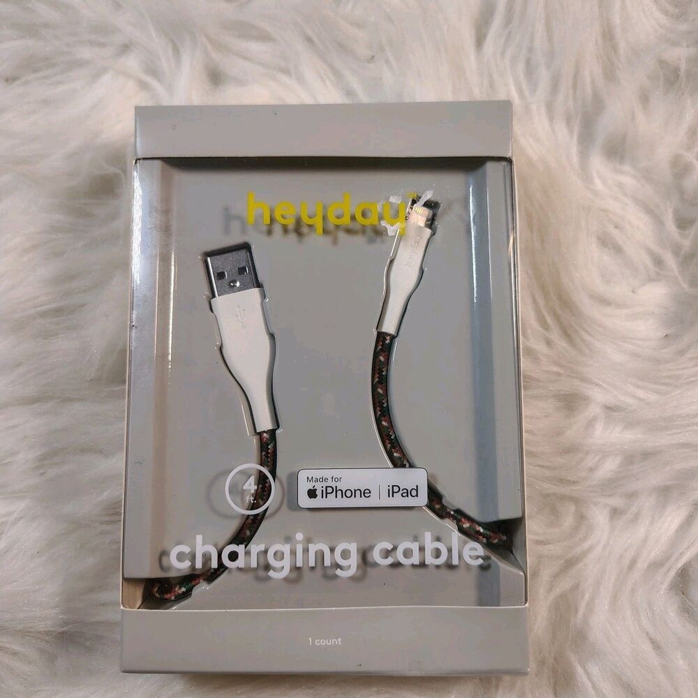 📀 Heyday 4 ft Charging Cable for Apple iPhone & iPad NEW IN BOX/YT1